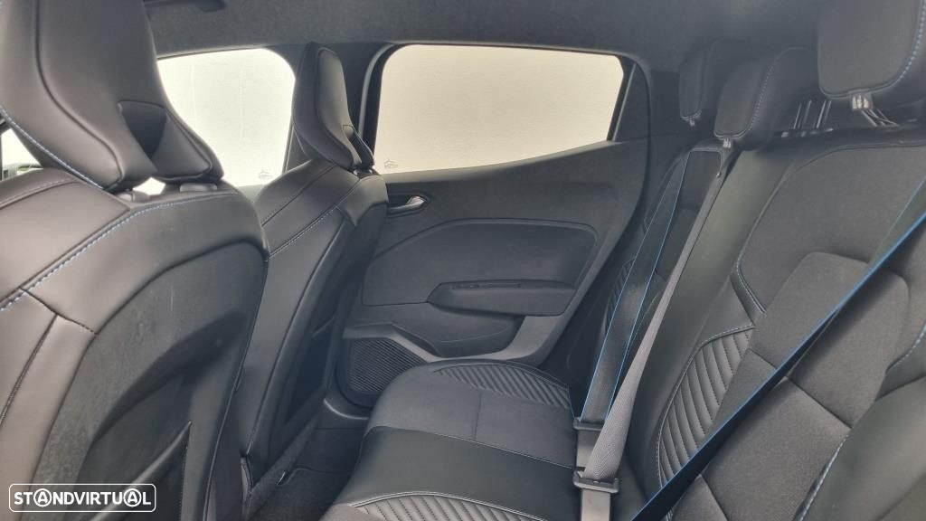 Renault Clio - 13