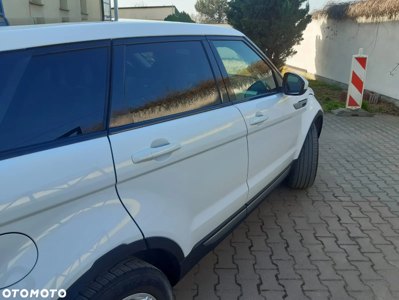 Land Rover Range Rover Evoque - 11