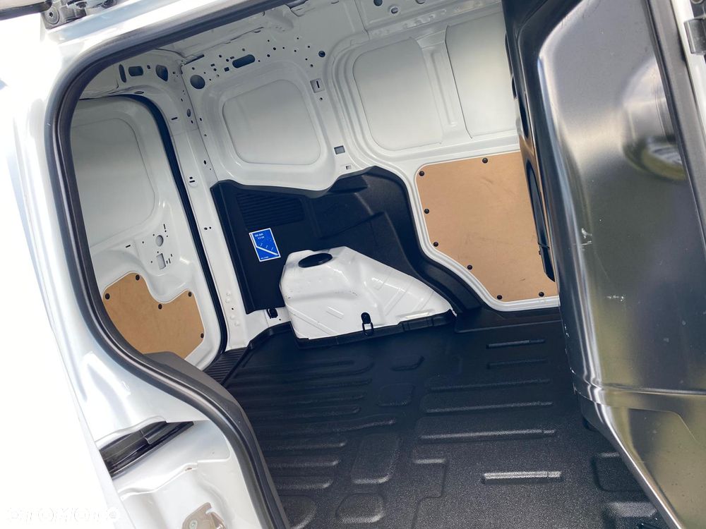 Ford TRANSIT COURIER - 34