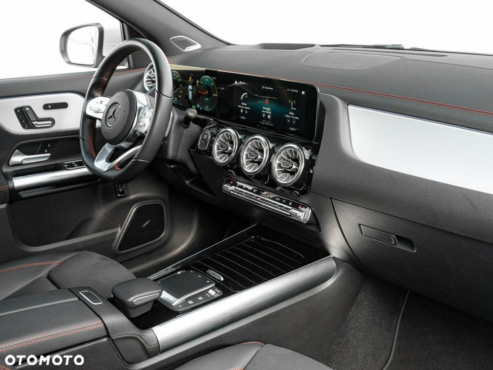 Mercedes-Benz EQA 250 66.5kWh AMG Line - 33