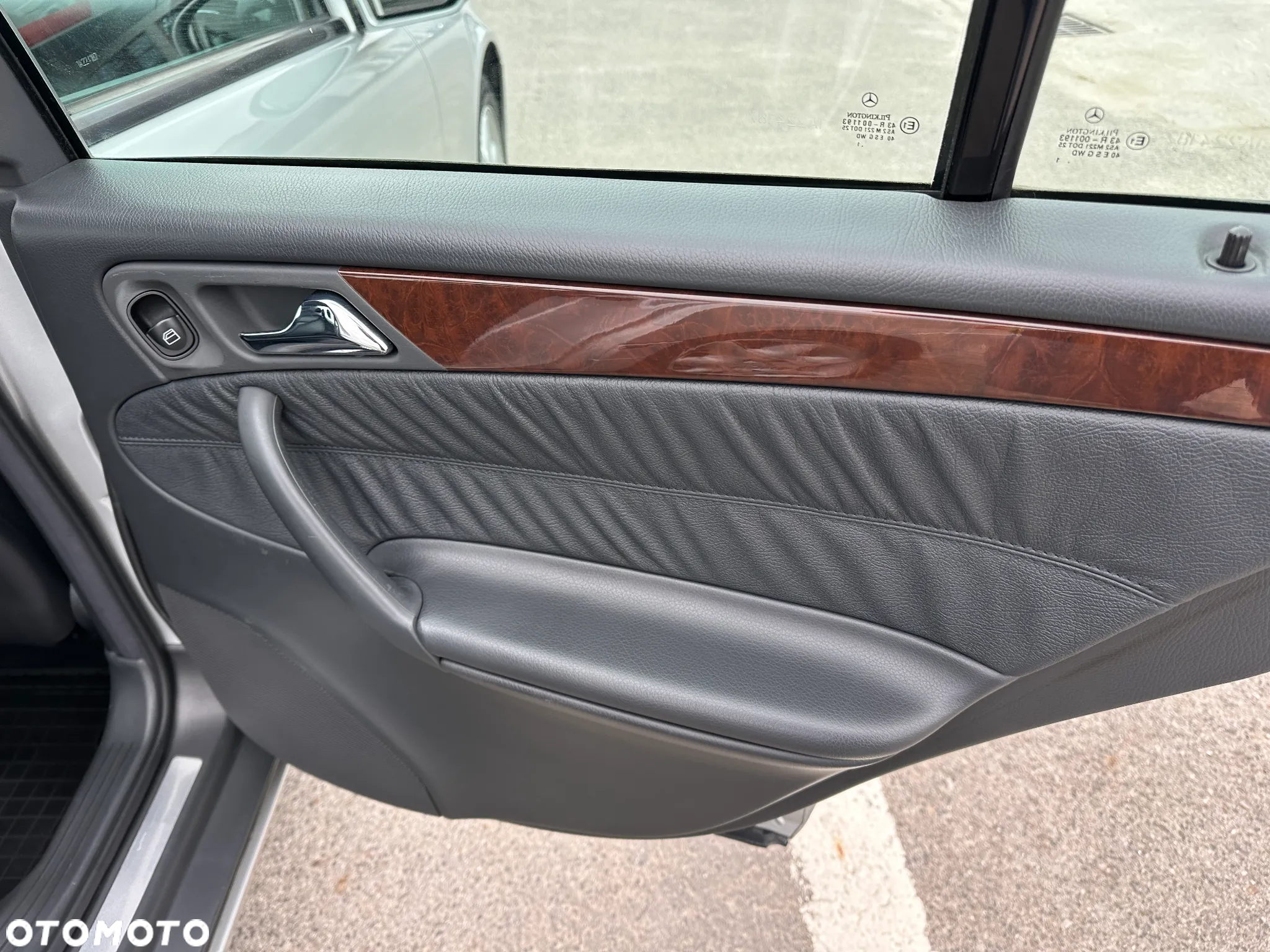 Mercedes-Benz Klasa C 270 CDI Elegance - 10