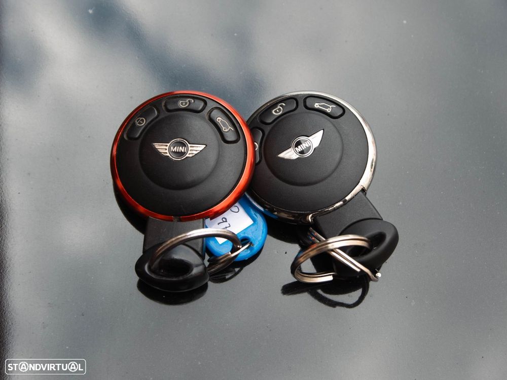MINI 3 Portas Cooper D - 39