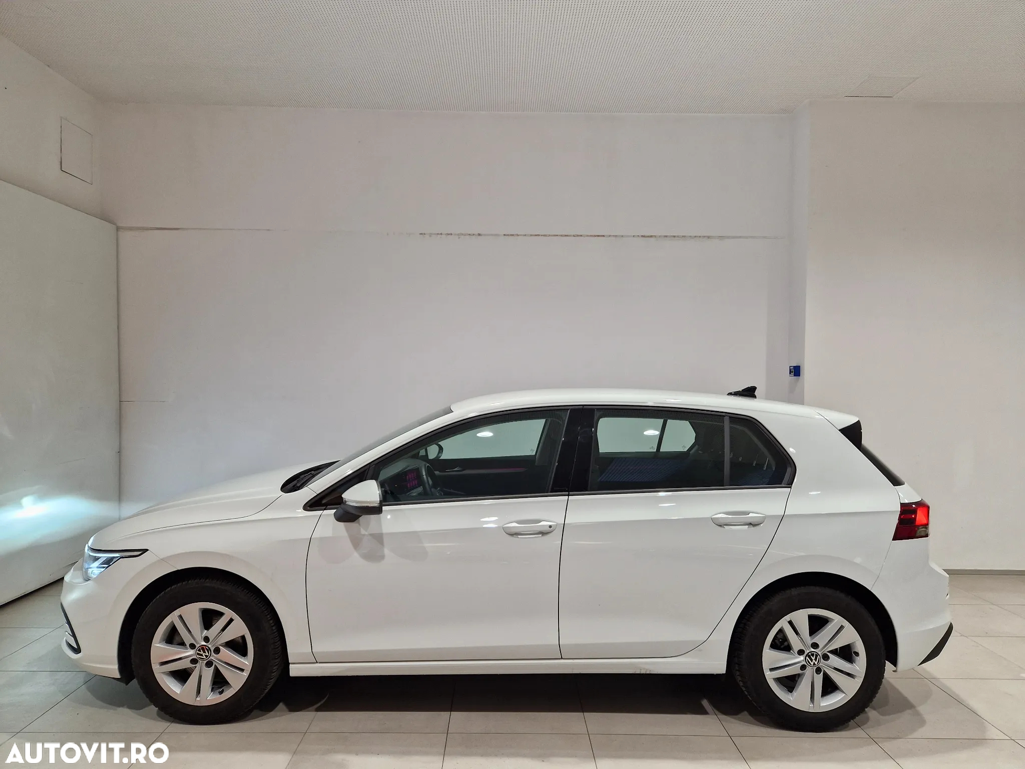 Volkswagen Golf 1.5 TSI ACT Life - 2