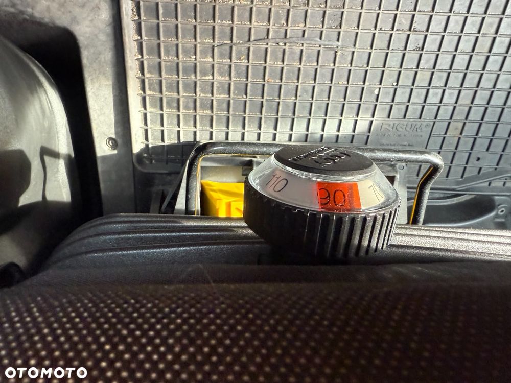 Iveco Daily 35S180, 3.0 180KM, L4H2, Bardzo zadbany - 26