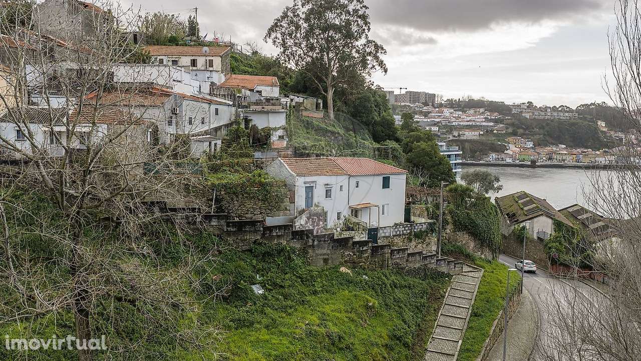Moradia Bi-familiar na Foz do Douro - Grande imagem: 2/26