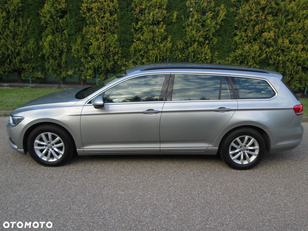 Volkswagen Passat Variant 2.0 TDI (BlueMotion Technology) Highline - 9