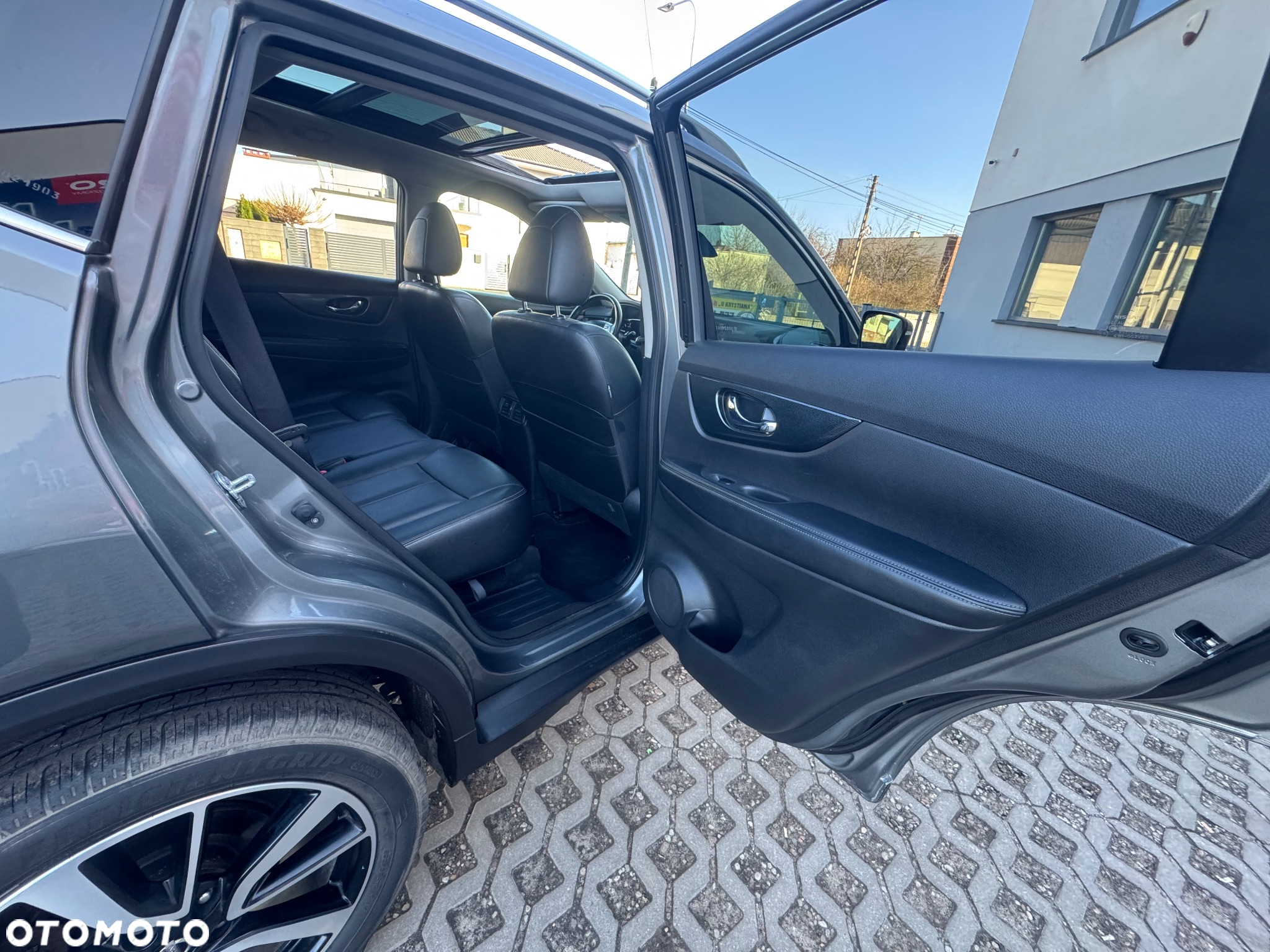 Nissan X-Trail 1.6 DCi N-Connecta 2WD Xtronic 7os - 8