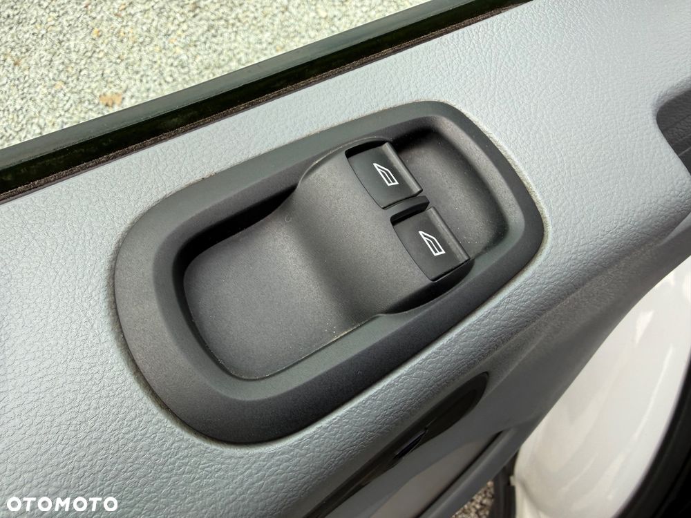 Ford Transit Furgon L2H2  Webasto Hak  FV Vat 23% - 21