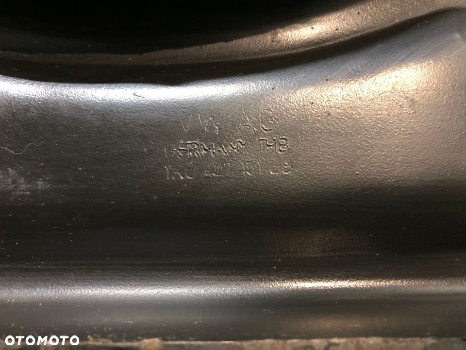 VW VOLKSWAGEN CADDY III 1.6 TDI 10-15 WAHACZ LEWY PRZÓD - 6