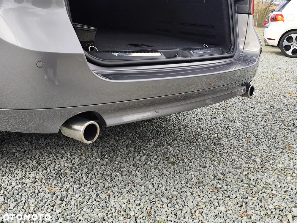 Renault Laguna dCi 150 FAP Start-Stop Bose Edition - 36