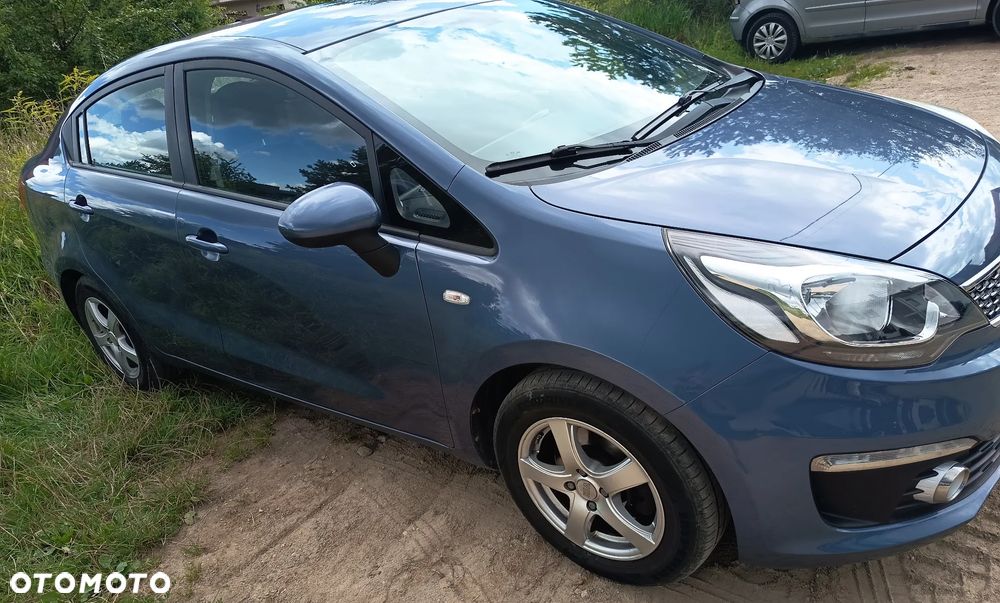 Kia Rio 1.4 M - 4