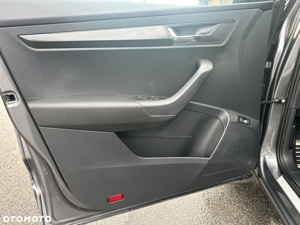 Skoda Karoq 1.5 TSI ACT Sportline DSG - 11
