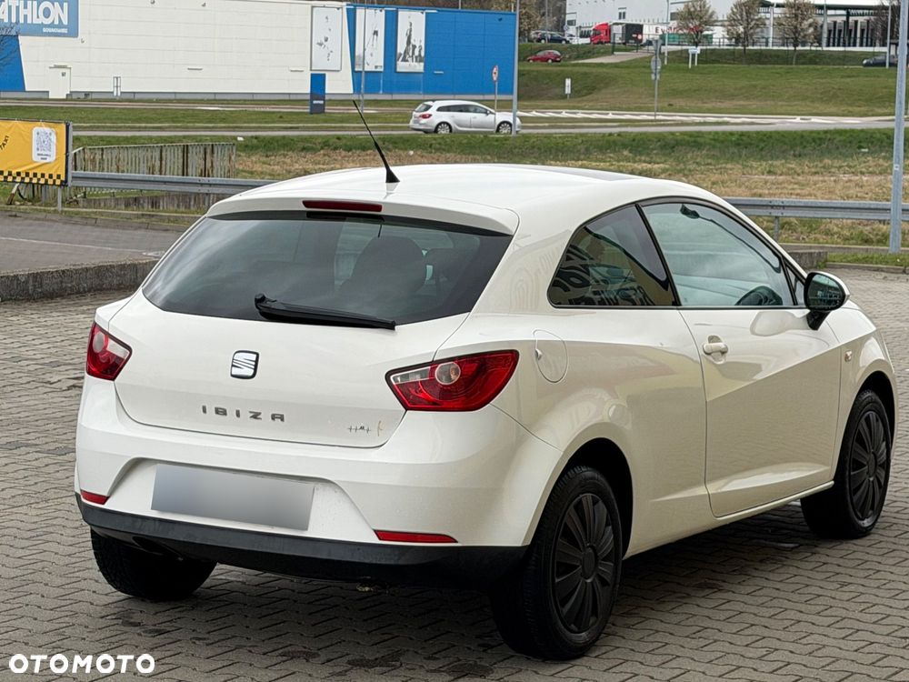 Seat Ibiza SC 1.6 16V Sport - 3