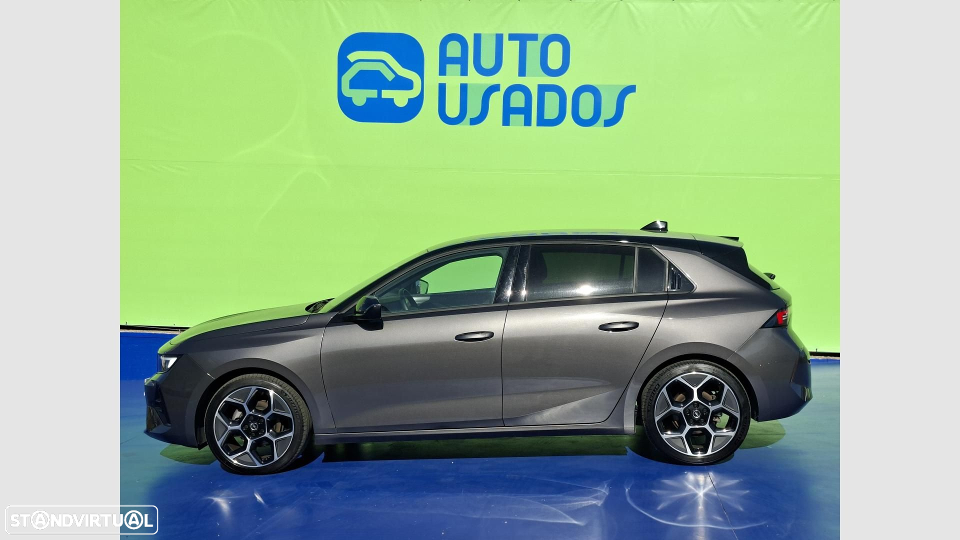 Opel Astra 1.2 T GS - 8
