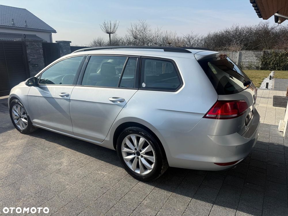 Volkswagen Golf - 15