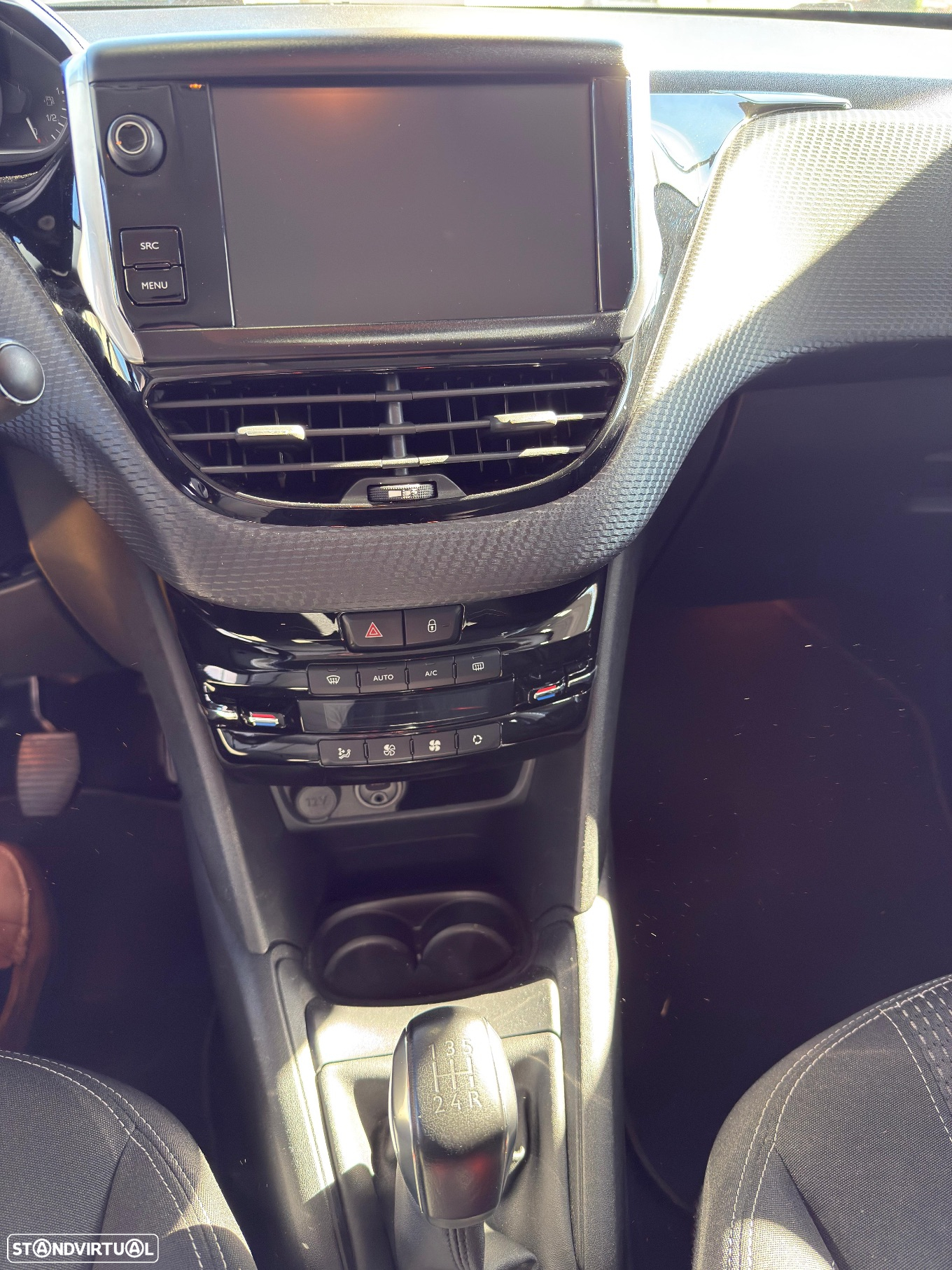 Peugeot 208 82 VTI Allure - 19