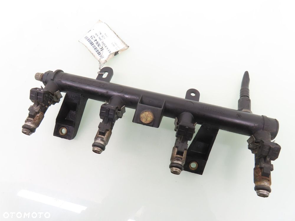 LISTWA WTRYSKOWA PEUGEOT 206 SW 1.1 9655833580 - 6