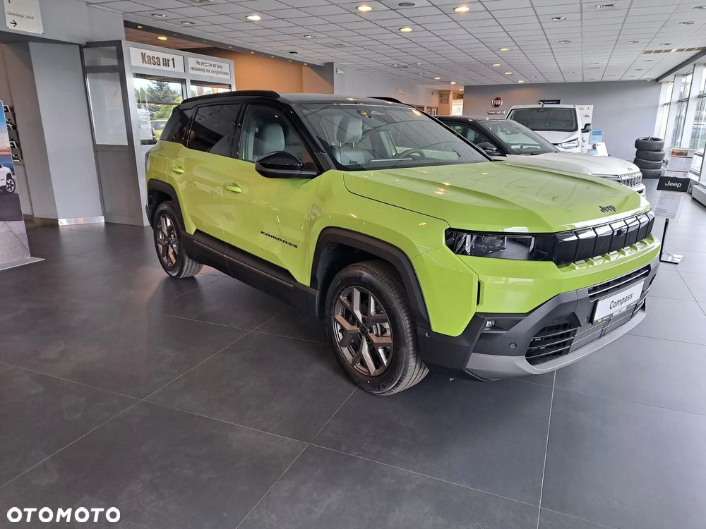 Jeep Compass - 8