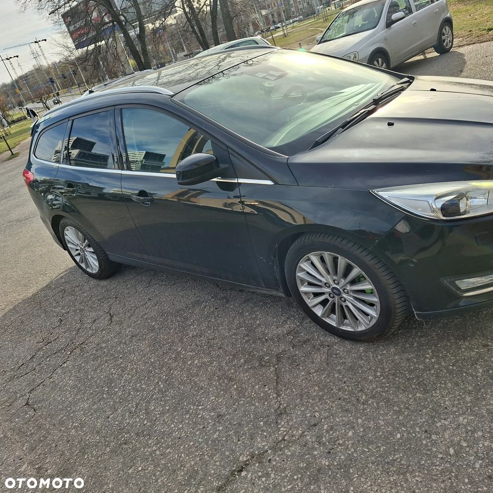 Ford Focus 2.0 TDCi Titanium ASS - 6