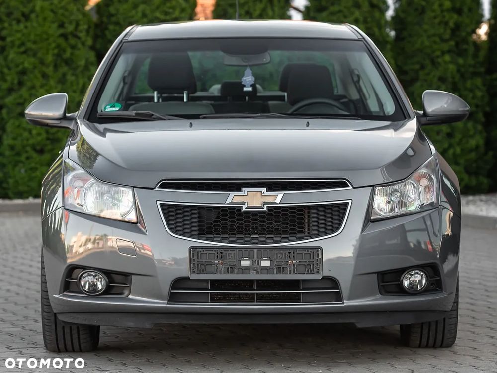 Chevrolet Cruze 1.8 LT - 4