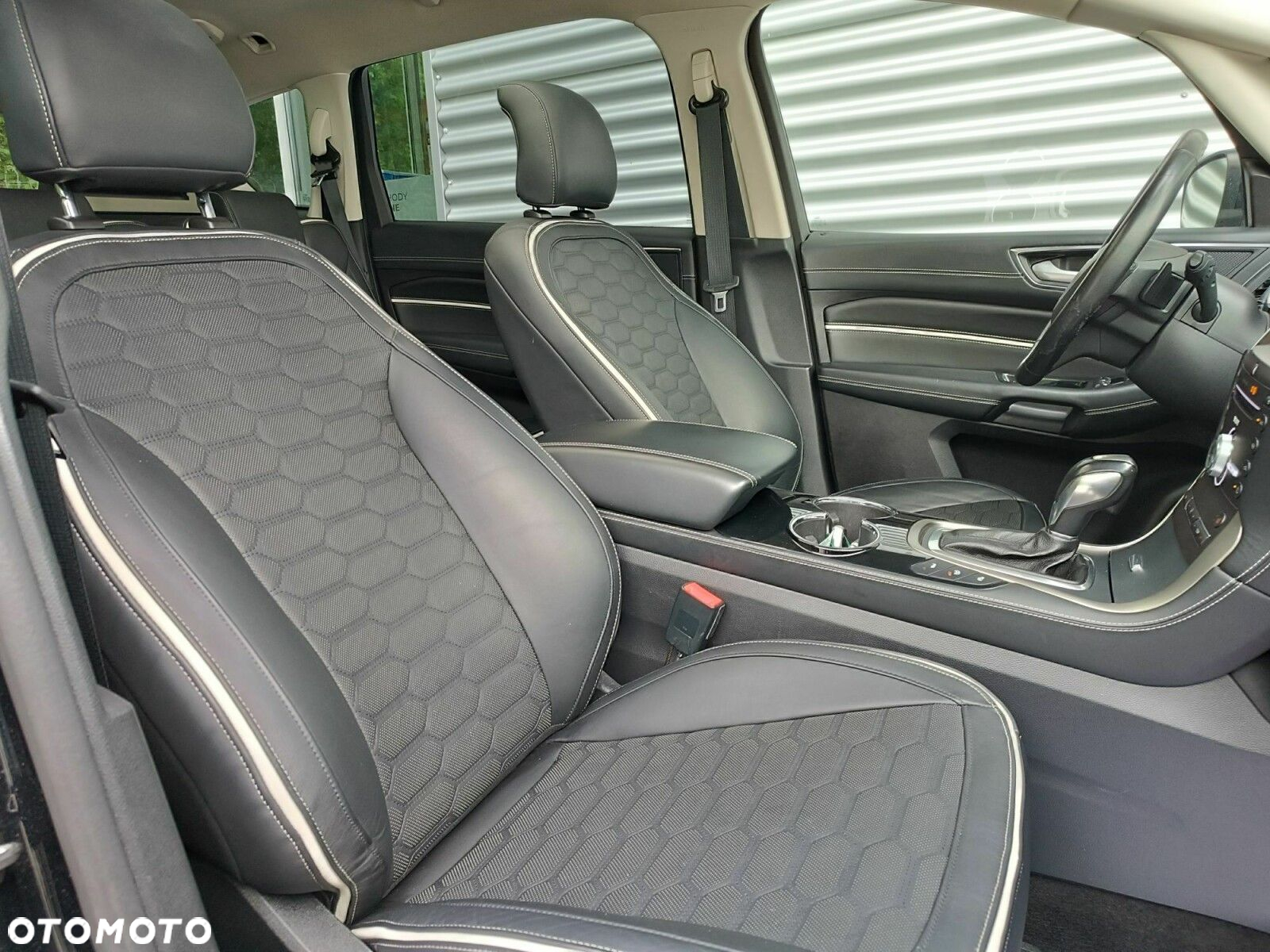 Ford S-Max 2.0 TDCi Vignale PowerShift - 33