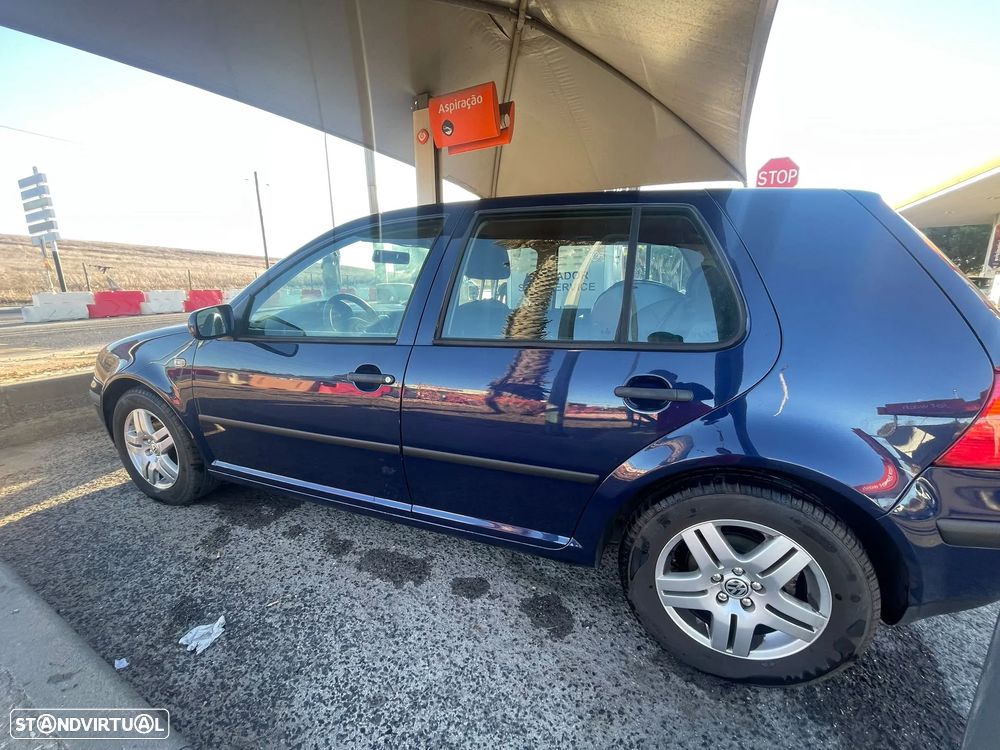 VW Golf - 5