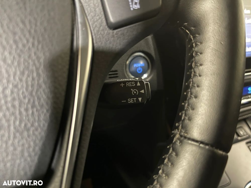 Toyota Auris 1.8 L VVT-i TS Hybrid Luna - 20