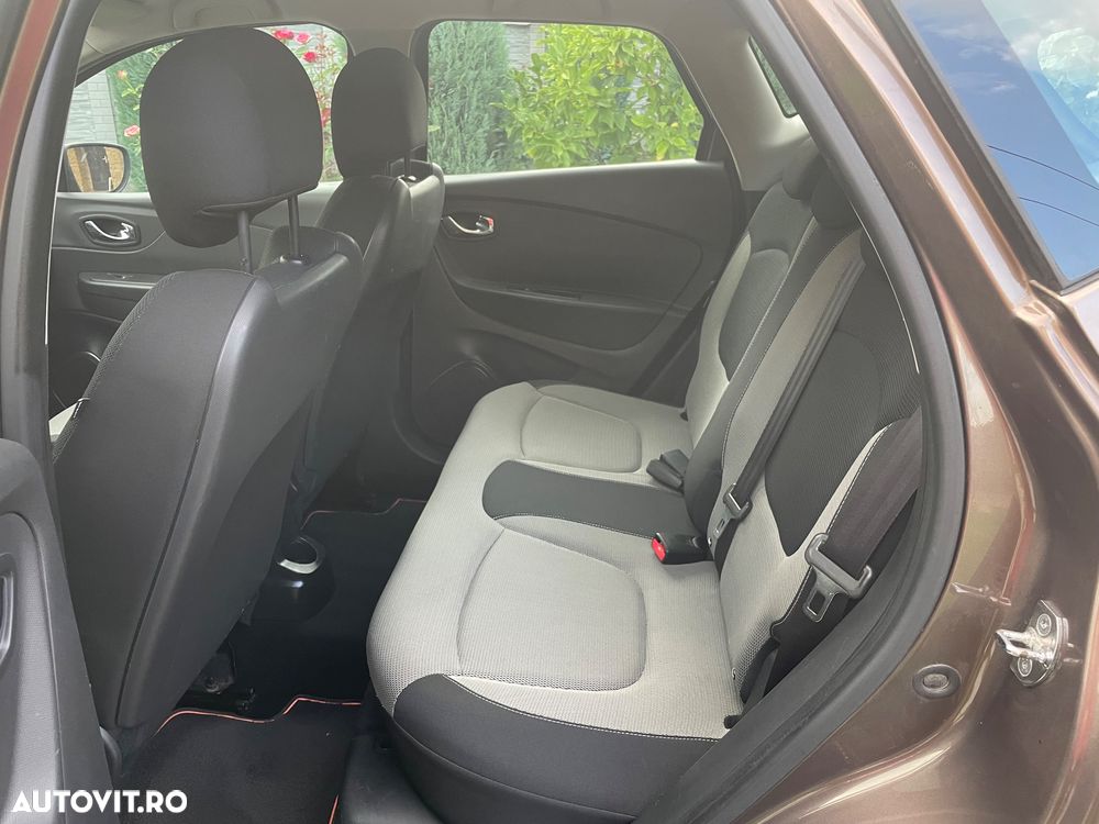 Renault Captur - 28