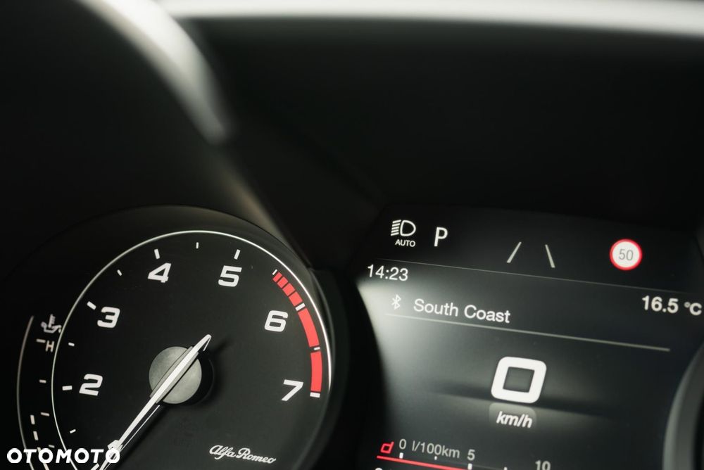 Alfa Romeo Giulia 2.0 Turbo Veloce Q4 - 31
