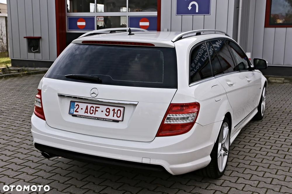 Mercedes-Benz Klasa C 220 CDI DPF Automatik Avantgarde - 22