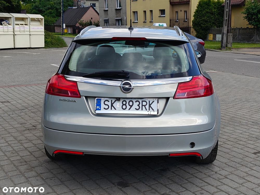 Opel Insignia - 10