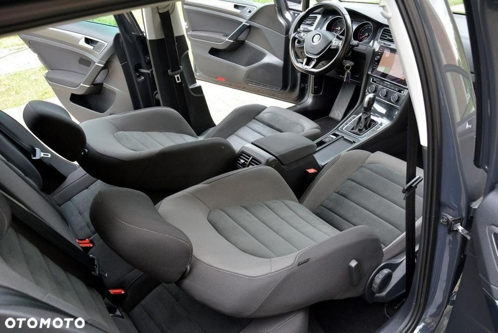 Volkswagen Golf Variant 2.0 TDI SCR 4Motion DSG Comfortline - 16