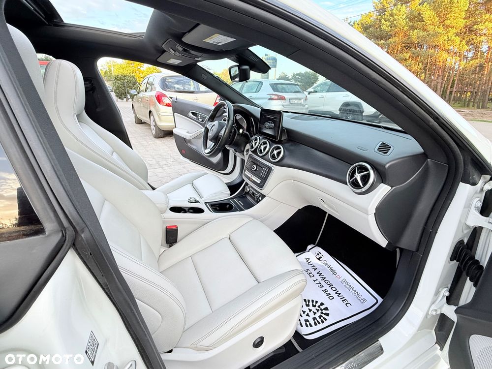 Mercedes-Benz CLA - 11