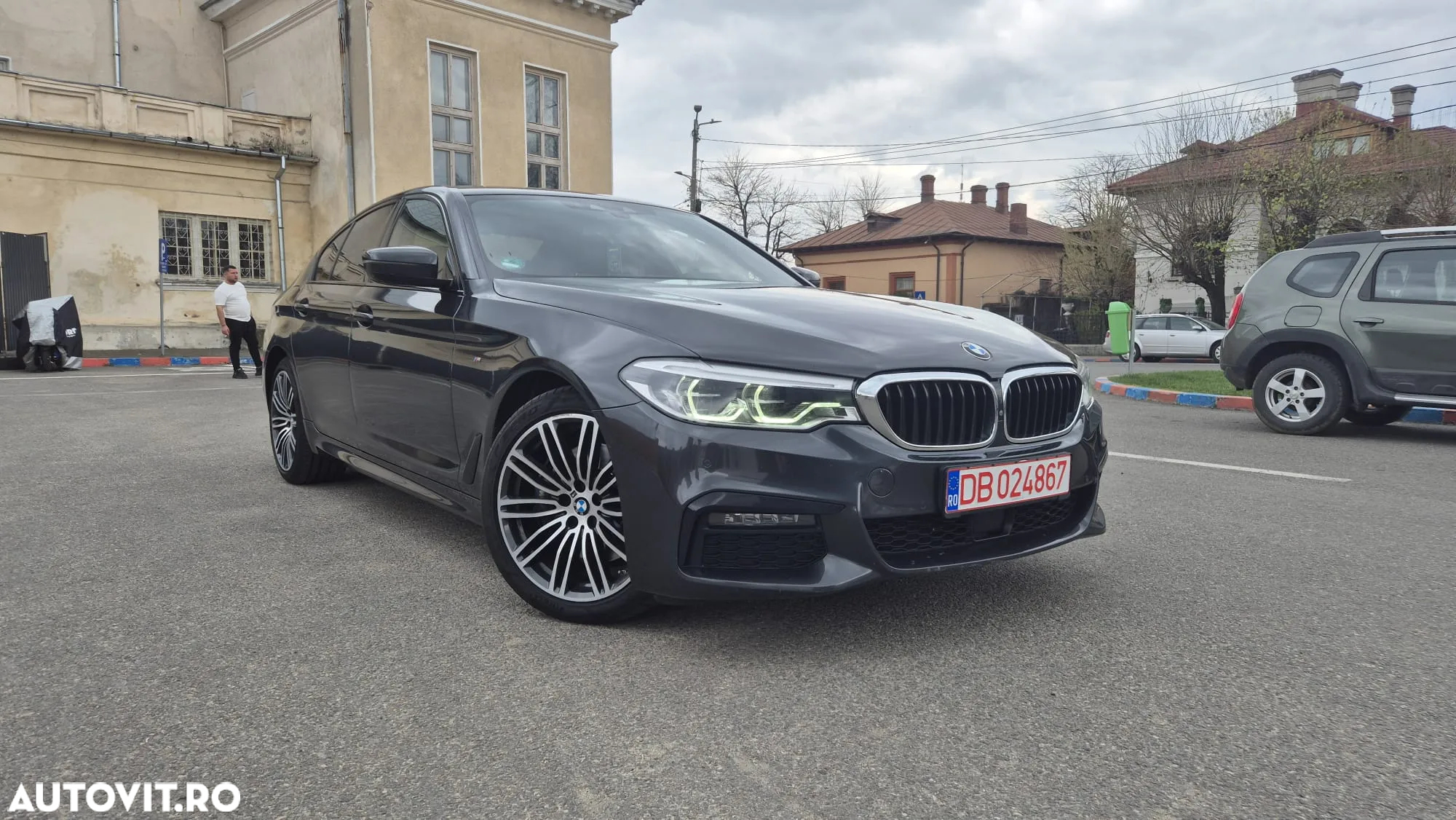 BMW Seria 5 530d xDrive AT MHEV - 3