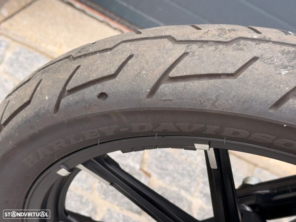 Harley-Davidson XL XL 883N IRON - 16