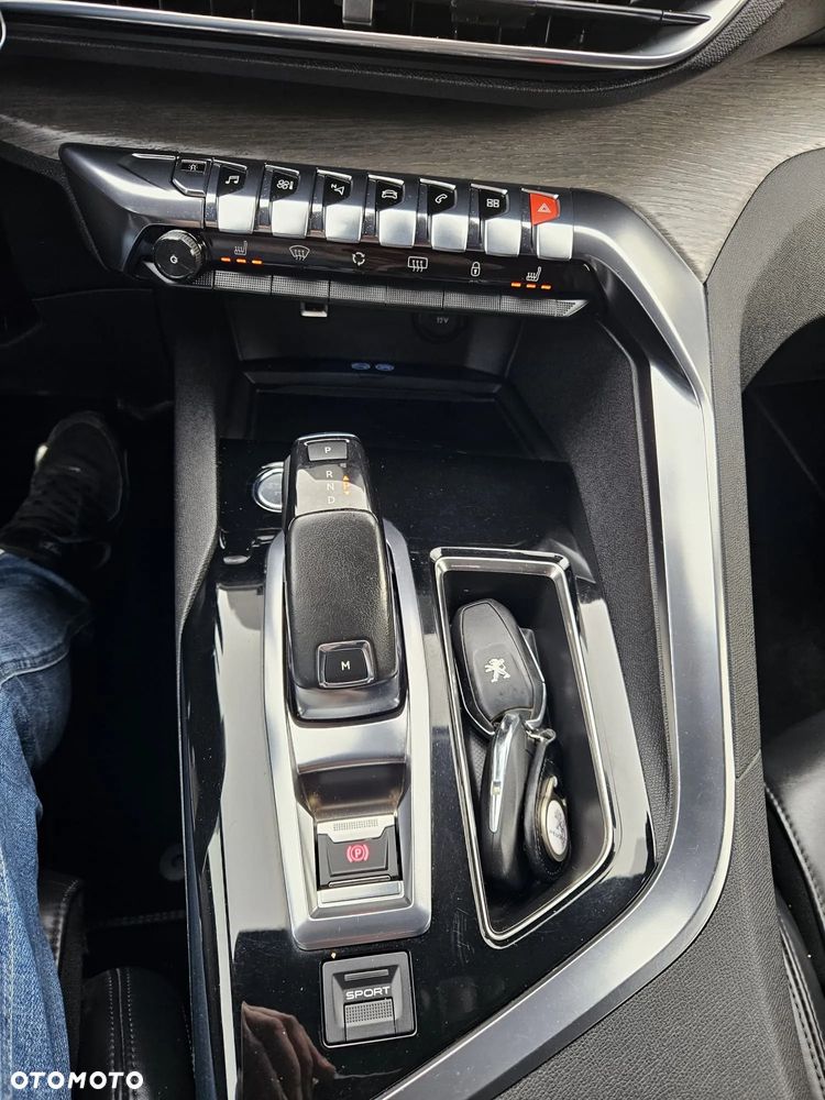 Peugeot 5008 BlueHDi 180 EAT6 GT - 27