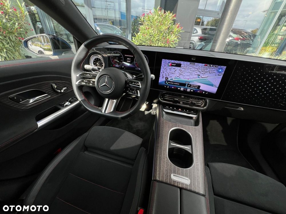 Mercedes-Benz CLA - 14