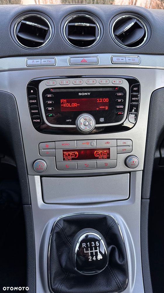 Ford S-Max 2.0 TDCi Titanium - 37