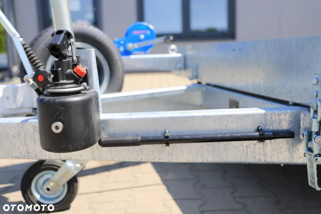 Inny Balhanger TRIMAXLIFT 3560 6x2.1 Uchylna hydraulicznie Zintegrowane podjazdy DMC 3500kg Full LED - 21