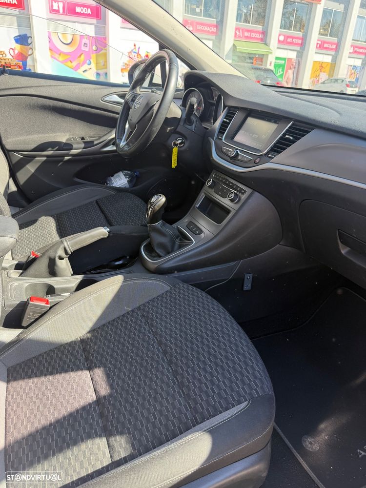 Opel Astra 1.2 T Edition - 6