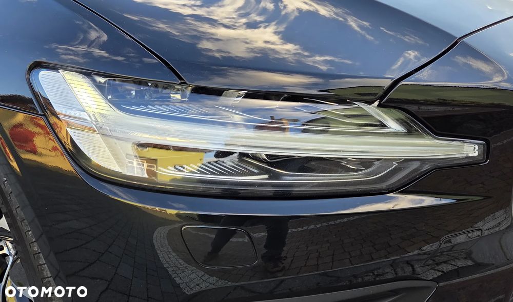 Volvo V60 D4 Geartronic Momentum Pro - 18