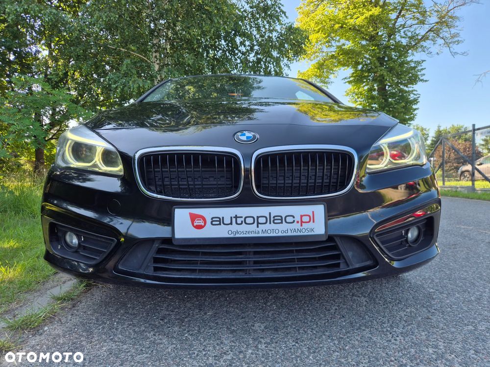 BMW Seria 2 216d Sport Line - 2