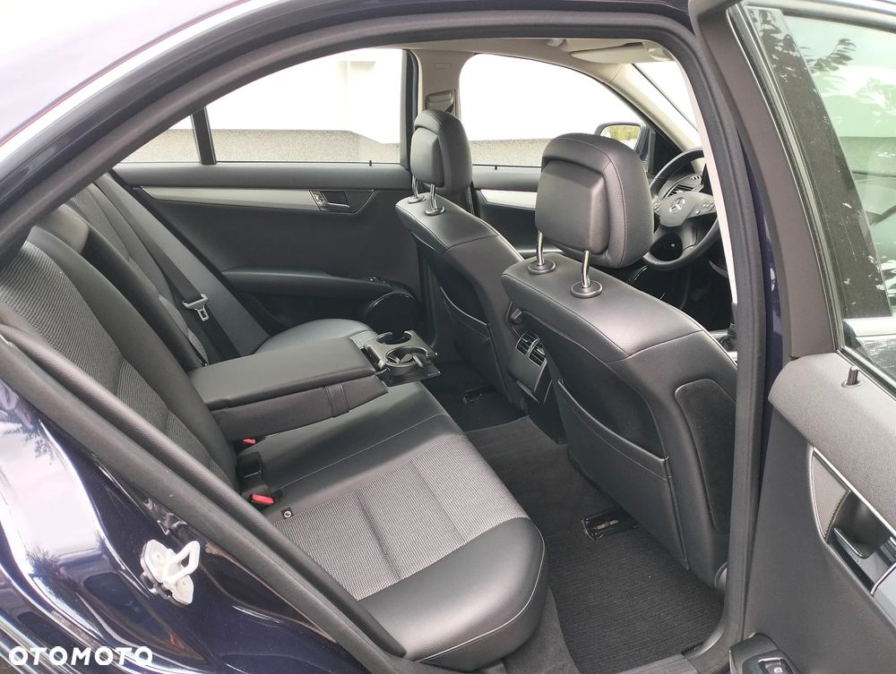 Mercedes-Benz Klasa C 200 Kompressor Avantgarde - 14
