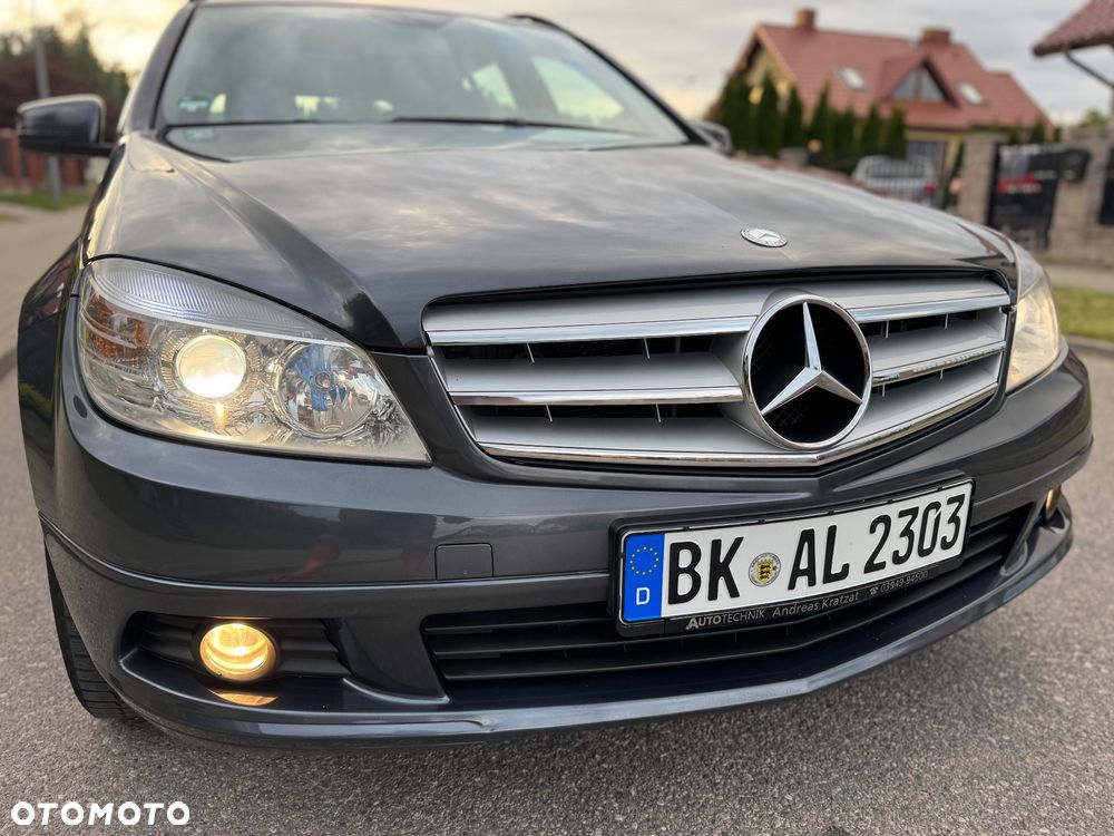 Mercedes-Benz Klasa C 180 Kompressor BlueEFFICIENCY Elegance - 11