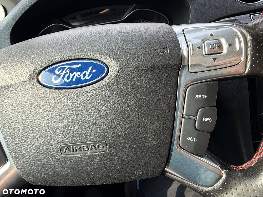 Ford S-Max 2.0 TDCi DPF Titanium - 25