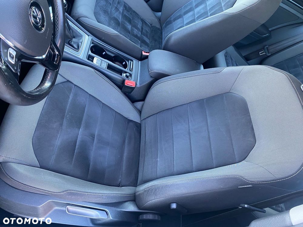 Volkswagen Golf 1.6 TDI BlueMotion Trendline - 11