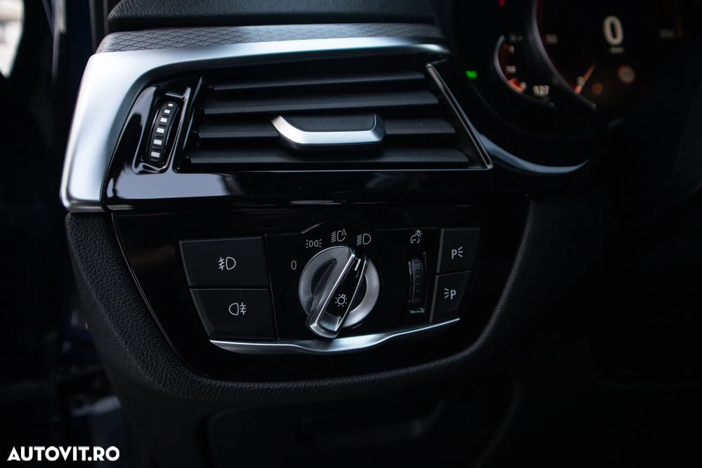 BMW Seria 5 540i xDrive Aut. - 16