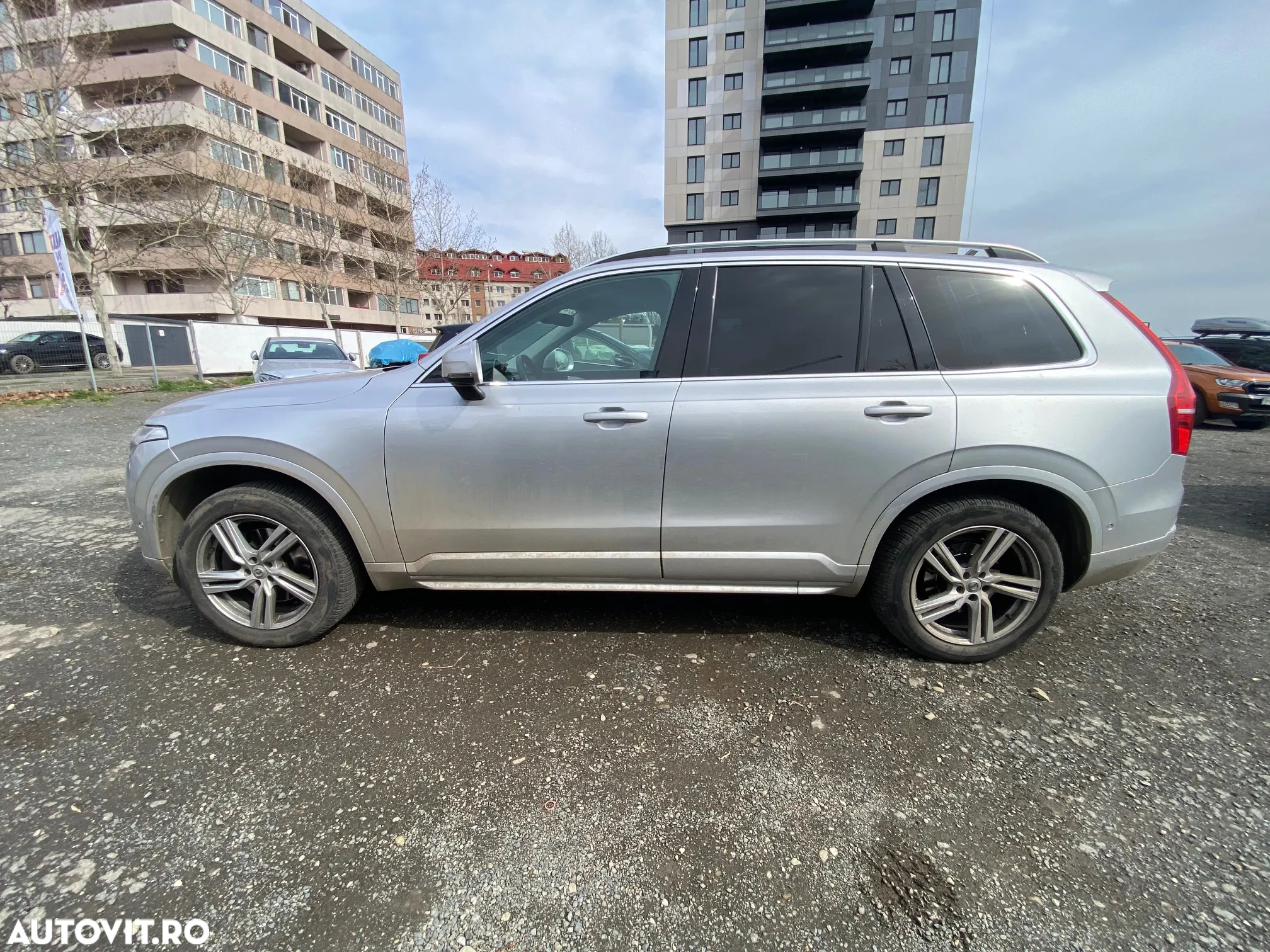 Volvo XC 90 D5 AWD Geartronic Momentum - 6