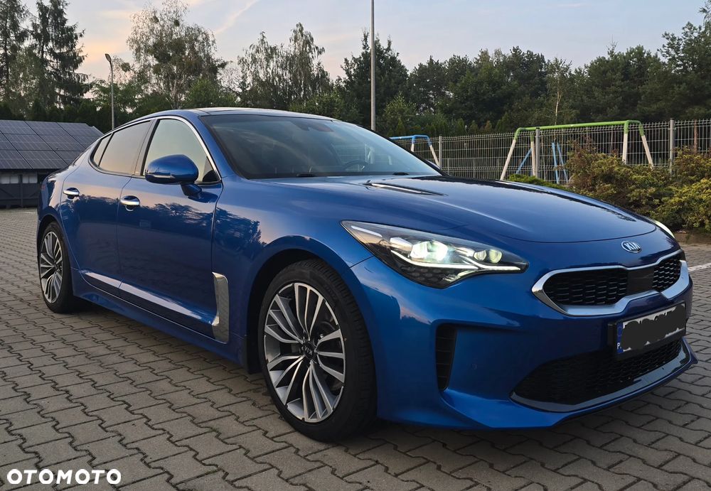 Kia Stinger - 1