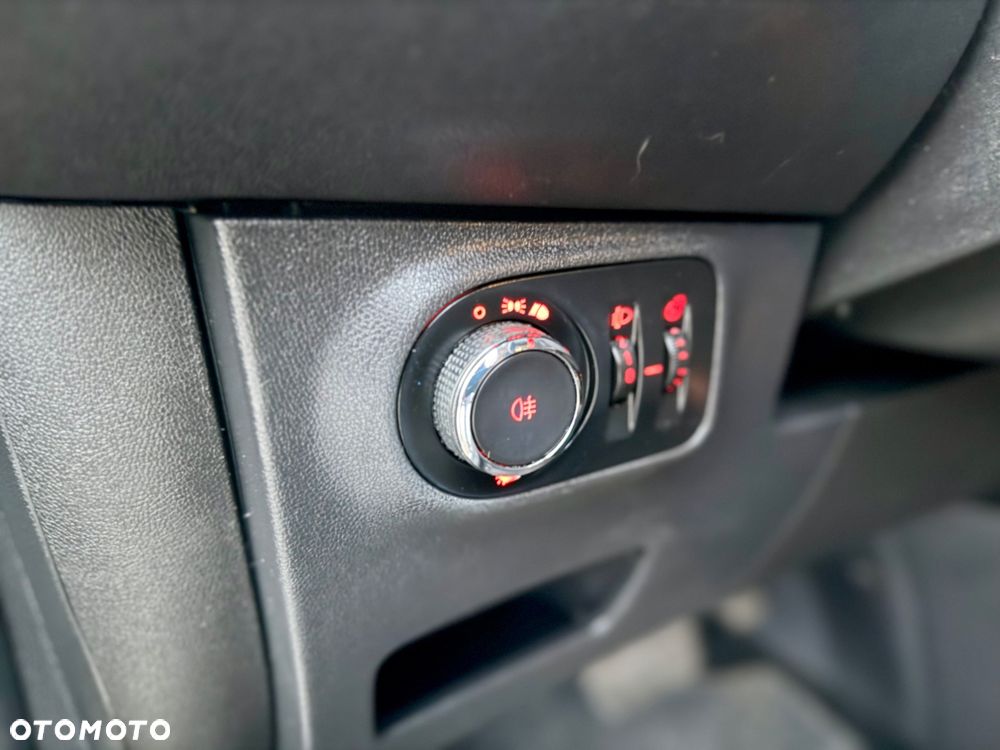 Opel Corsa 1.4 Enjoy - 21